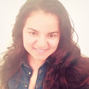 Meet your Posher, Deysi